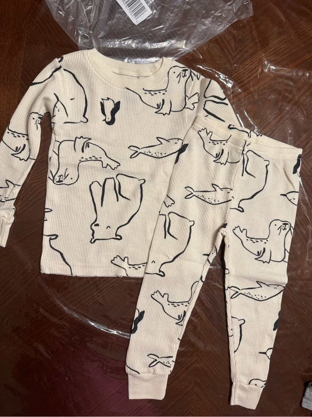 Carter’s baby boy 24 months 2-Pack Seal Print Thermal Pajamas - Gray & Cream